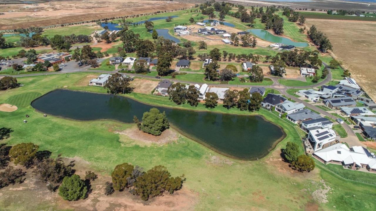 Mildura Golf Resort Exterior photo